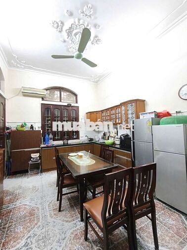 bán nhà phố cát linh đống đa phân lô oto chánh đỗ ngày đêm dân trí cao