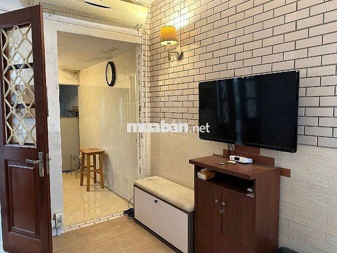 Chính chủ nhờ bán căn tập thể tầng 1 - Kim Liên - 30/80m2 -hơn 4 tỷ