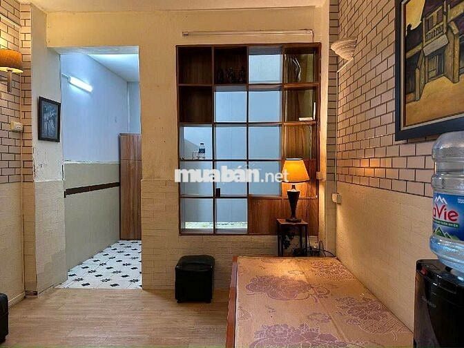 Chính chủ nhờ bán căn tập thể tầng 1 - Kim Liên - 30/80m2 -hơn 4 tỷ