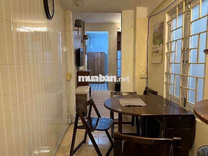 Chính chủ nhờ bán căn tập thể tầng 1 - Kim Liên - 30/80m2 -hơn 4 tỷ