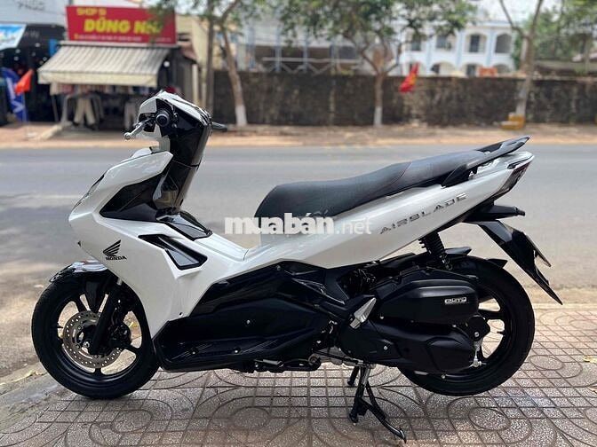 Honda AirBlade 125Fi 2021 Trắng đen