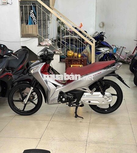Honda Future 2017 Fi Bạc-Đo-Đen Sport.BSTp.