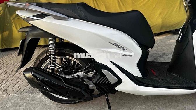 Honda SH 160 ABS 2025 Trắng đen ( hỗ trợ góp )