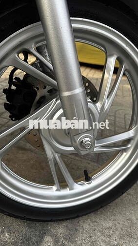 Honda SH 160 ABS 2025 Trắng đen ( hỗ trợ góp )
