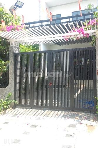 Nhà mới xây 100% ở Tây Trì Nhơn 