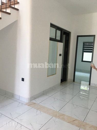 Nhà mới xây 100% ở Tây Trì Nhơn 