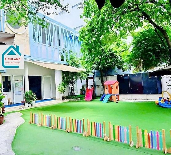 Cho Thuê Biệt Thự Mặt Tiền Trần Quý Cáp, P11,Bình Thạnh_DT:19m x 28m