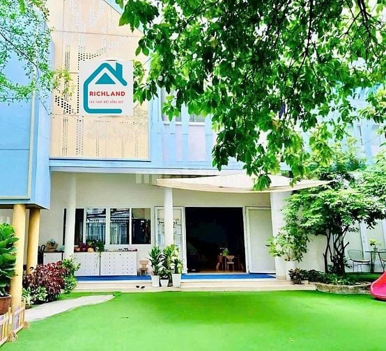Cho Thuê Biệt Thự Mặt Tiền Trần Quý Cáp, P11,Bình Thạnh_DT:19m x 28m