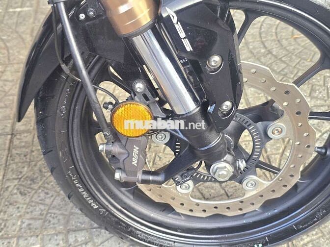 Honda cb300r