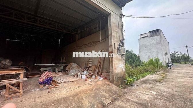 HÀNG NGỘP! XƯỞNG 216m² ĐANG LÀM MỘC, GIÁ CHỈ 2TY450 TL