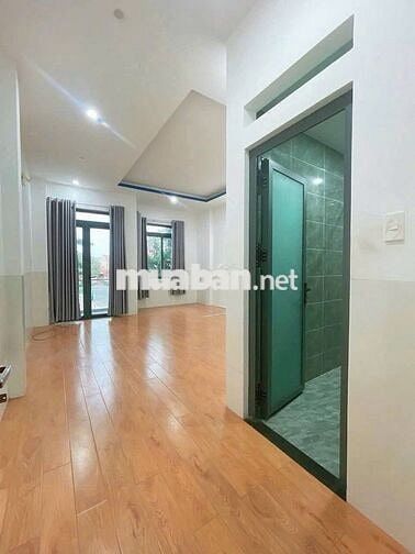 Nhà 1 trệt 2 lầu dt 80m2 tân đông hiệp, dĩ an