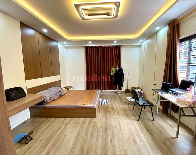 PHẠM VĂN ĐỒNG - HOÀNG QUỐC VIỆT – NGÕ THÔNG, GẦN PHỐ - NỘI THẤT ĐẸP- C
