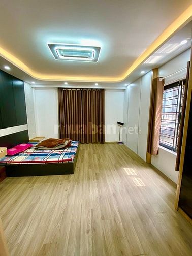 PHẠM VĂN ĐỒNG - HOÀNG QUỐC VIỆT – NGÕ THÔNG, GẦN PHỐ - NỘI THẤT ĐẸP- C