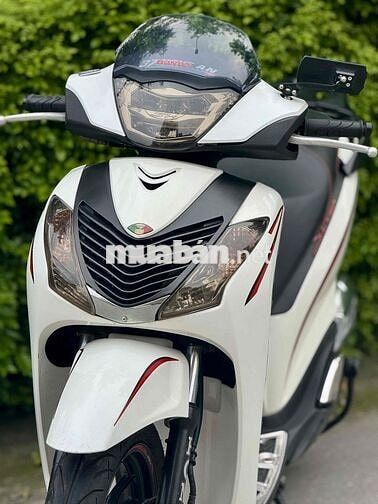 Honda SH125 CBS Form Ý Trắng 2015