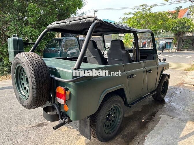 Jeep Beijing BJ212 1995 Xanh
