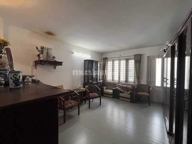 Quảng Khánh – Tây Hồ - Ô Tô – 72 M2 – 5 Tầng – MT 4 M – Giá 25.7 Tỷ.  