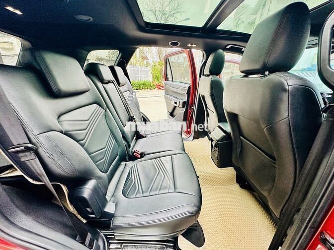 Ford Everest Titanium 4x2 2023 Đỏ