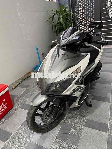 Honda Air Blade Trắng đen