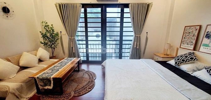 Chính chủ bán nhà Hồng Tiến - Lâm Du - Long Biên. DT : 32m2 * 5 tầng