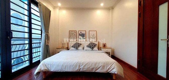 Chính chủ bán nhà Hồng Tiến - Lâm Du - Long Biên. DT : 32m2 * 5 tầng