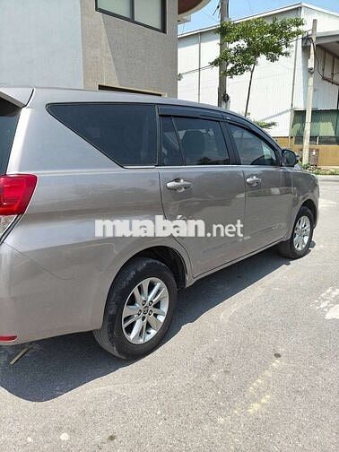Toyota Innova 2019 Nâu vàng bs hà nội chính chủ