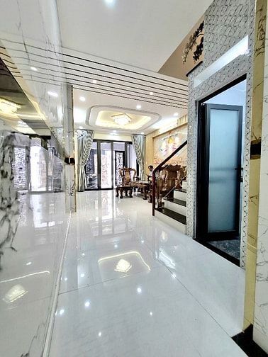 Có Thang máy, Hẻm oto thông, Nhà 4 tầng Phạm Văn Chiêu, nhỉnh 8 tỷ