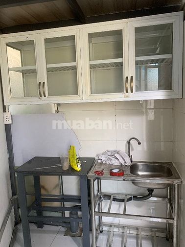 Phòng nhỏ gọn gác suốt Hồ văn Long