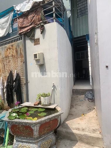 Phòng nhỏ gọn gác suốt Hồ văn Long