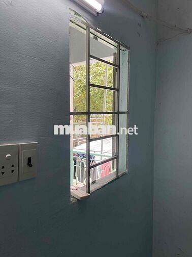**PASS GẤP PHÒNG TRỌ SV GẦN NGÃ 4 LẠC LONG QUÂN - ÂU CƠ**