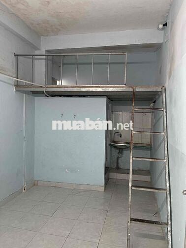 **PASS GẤP PHÒNG TRỌ SV GẦN NGÃ 4 LẠC LONG QUÂN - ÂU CƠ**
