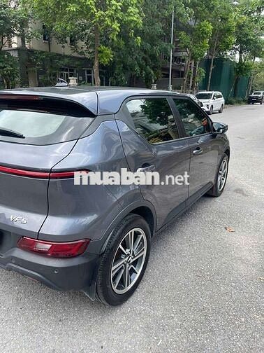 Xe điện VinFast VF 5 plus Xám