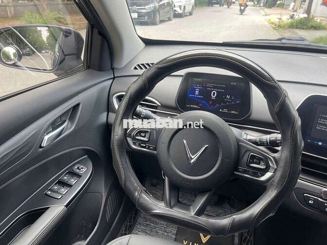 Xe điện VinFast VF 5 plus Xám