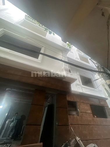 Bán Nhà Dòng Tiền Lô Góc Ngã Tư Sở 7 Tầng 18 Phòng Khép Kín 10M Ra Phố