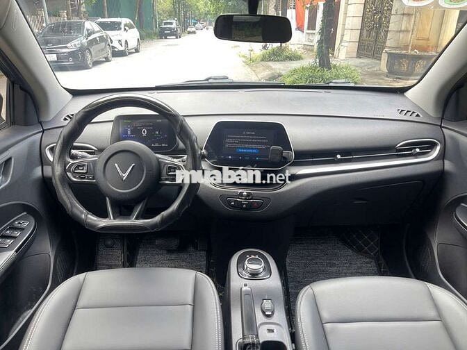 Xe điện VinFast VF 5 plus Xám