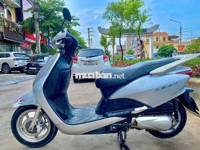 Honda Lead Bạc
