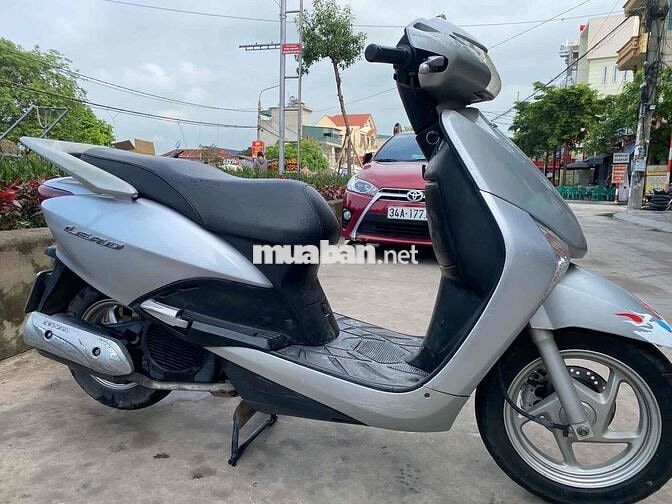 Honda Lead Bạc
