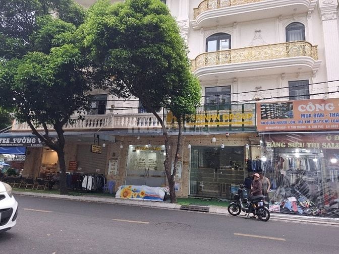 Cho thuê mặt bằng, 20m2, Nguyễn Hậu, giá 8tr, ngay giáo xứ Tân Phú