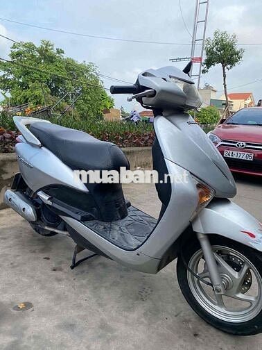 Honda Lead Bạc
