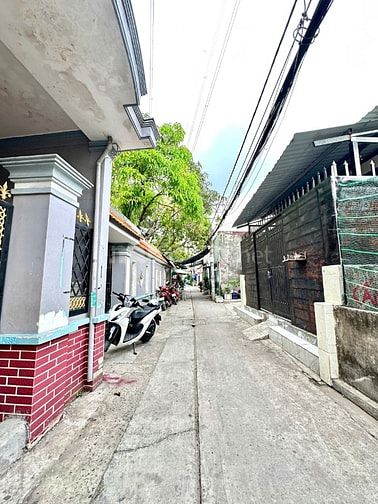 BÁN ĐẤT TẶNG NHÀ DT LỚN 65M2 NGAY UBND P.TÂN TẠO, BÌNH TÂN, SHR VAY NH