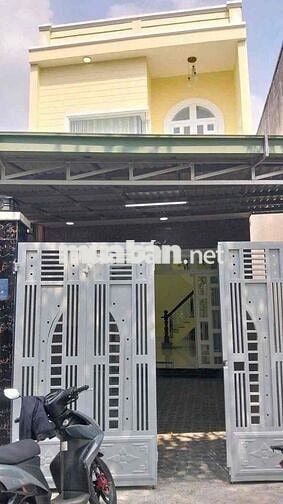 KẸT TIỀN BÁN GẤP NHÀ GAANF CHỢ BÊN THẾ ĐƯỜNG XE HƠI THÔNG GIÁ RẺ