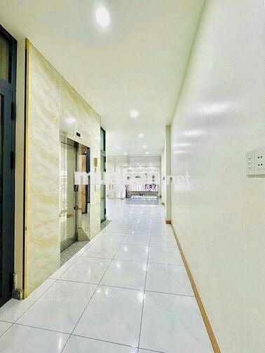 SIÊU PHẨM TÒA NHÀ -  453G Lê Văn Sỹ, P13, Q.3 - Có hầm, thang máy