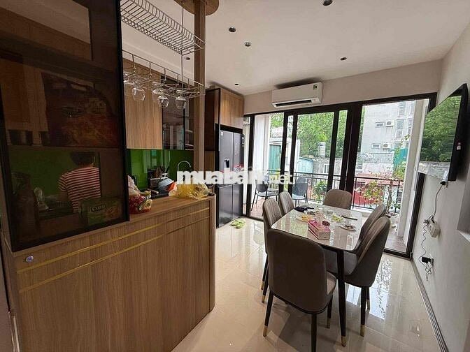 Nhỉnh 6 tỷ nhà phố Minh Khai 2 thoáng dân xây 33m2 x5T sổ CC có TL