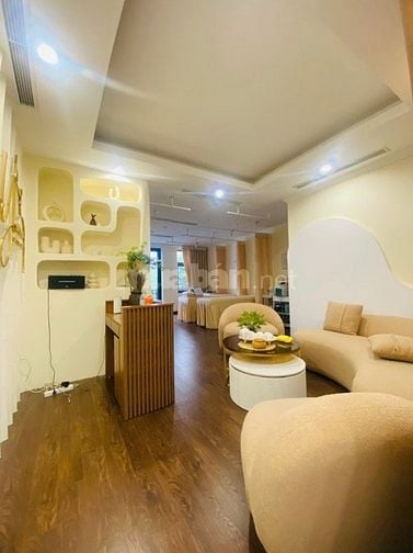 Hồng Tiến – Long Biên – Ô TÔ – 183 M2 – 7 Tâng – MT 6 M – Giá 43.1 Tỷ.