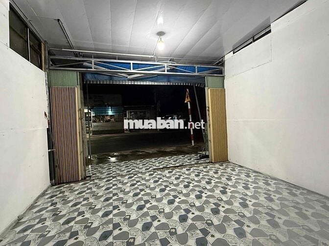 Mặt bằng kinh doanh đường Nguyễn Thị Lắng