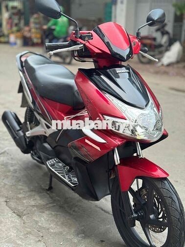 Honda Air Blade 2012 Đỏ xe em đi giữ gìn cẩn thân