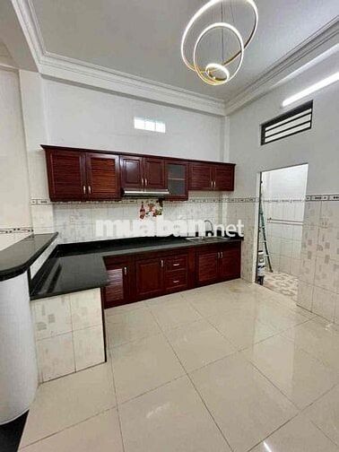 CHO THUÊ NHÀ 3 TẦNG SÁT CHỢ HIỆP BÌNH, HBC, THỦ ĐỨC