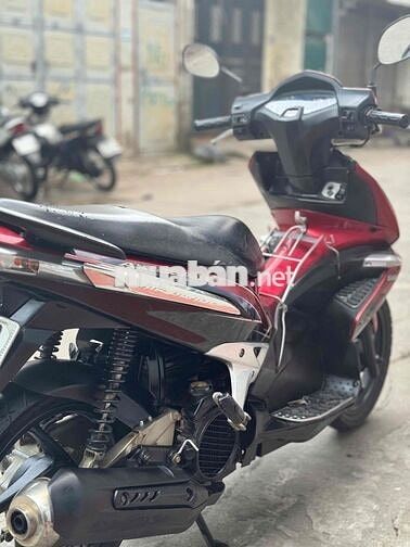Honda Air Blade 2012 Đỏ xe em đi giữ gìn cẩn thân