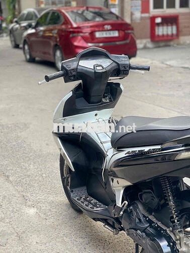 Honda Air Blade Trắng đen chạy êm