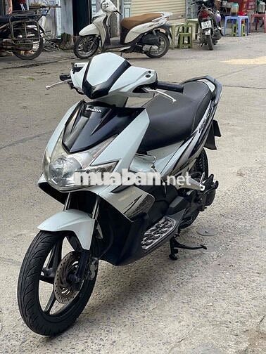 Honda Air Blade Trắng đen chạy êm