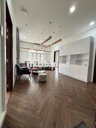 Biệt Thự khu Họ LÊ & Nguyễn Sơn, 8 x 20m, 3 Tấm, 7 Phòng Ngủ, 7 WC